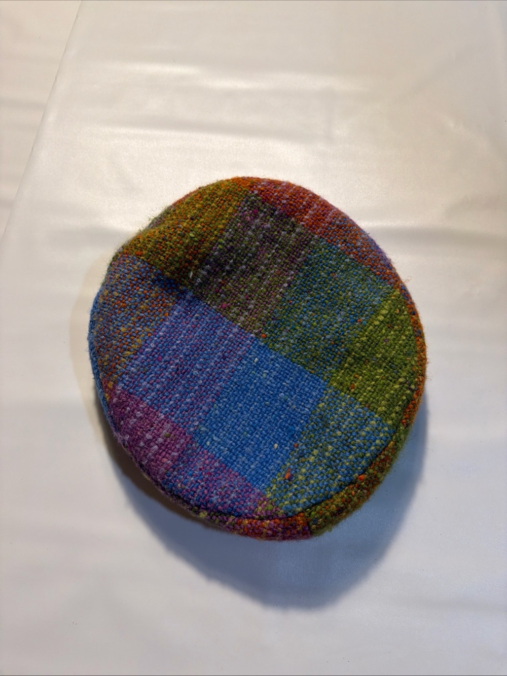 Studio Donegal New Wool Beret hat Womens Size Medium Multi Color